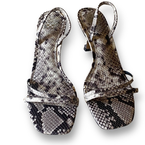 VINCE CAMUTO Kitten Heel Slingback Sandals 
Snake-print Leather 3”  Size 9 1/2 - Picture 13 of 14